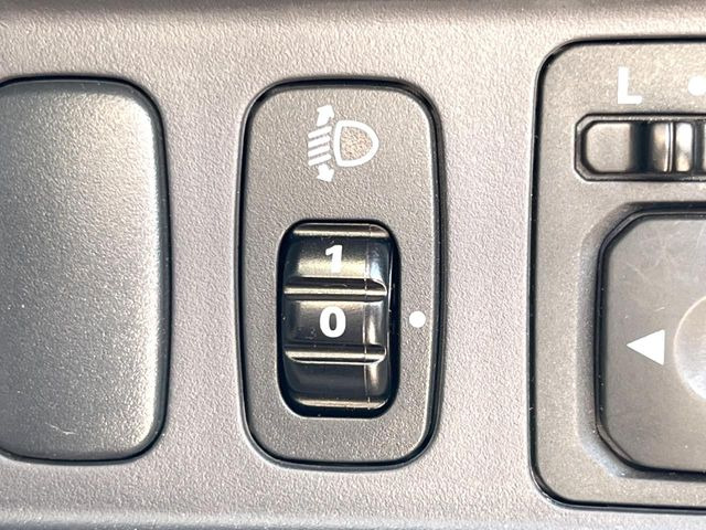 �y�w�b�h���C�g���x���C�U�[�z���D�݂̍����Ƀw�b�h���C�g�𒲐����\����̉^�]�������S�ɂȂ�܂�!