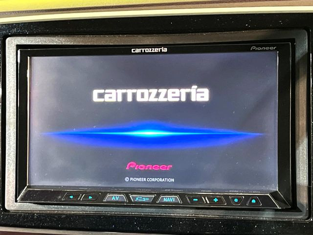 �y�i�r�Q�[�V�����z�g���₷���i�r�ŖړI�n�܂ł�������ē����Ă���܂��B�e��I�[�f�B�I�Đ��@�\���[�����Ă���A���Ԃ̉^�]������Ɋy�����Ȃ�܂�!!