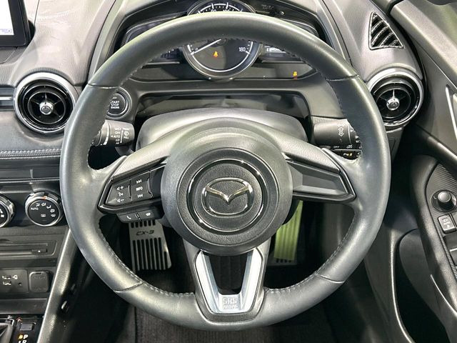 �y�����v�����X�e�A�����O�z�㎿�Ȋv���g�p���邱�ƂŁA��ɂ����������݂ƂĂ��^�]���₷���n���h���ł���