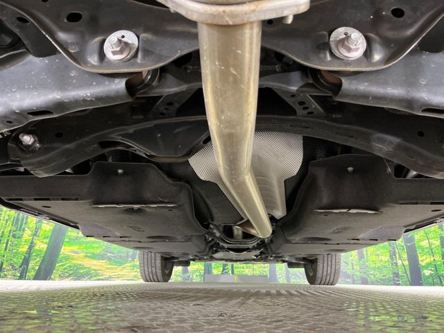 下回りがきれいなうちに、防錆加工の施工がオススメ。降雪地域はもちろん、沿岸部にお住いの方や、趣味でマリン・ウィンタースポーツをされる方にご好評いただいております。