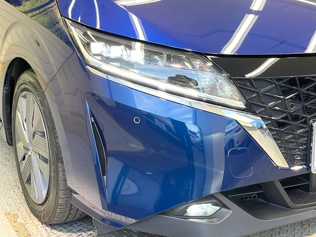 �yLED�w�b�h���C�g�z���V����ԑ��s�����ǍD�Ȏ��E���m�ۂ����S���ĉ^�]�ł��鍂�P�xLED�w�b�h���C�g�𑕔�!�_�����x�������A����d�͂��}�����Ă��܂��B