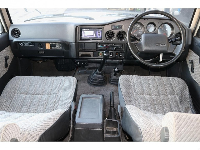 ランドクルーザー604.0 GX ディーゼル 4WD