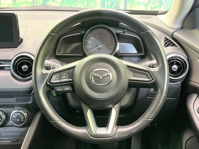 �y�����v�����X�e�A�����O�z�㎿�Ȋv���g�p���邱�ƂŁA��ɂ����������݂ƂĂ��^�]���₷���n���h���ł���