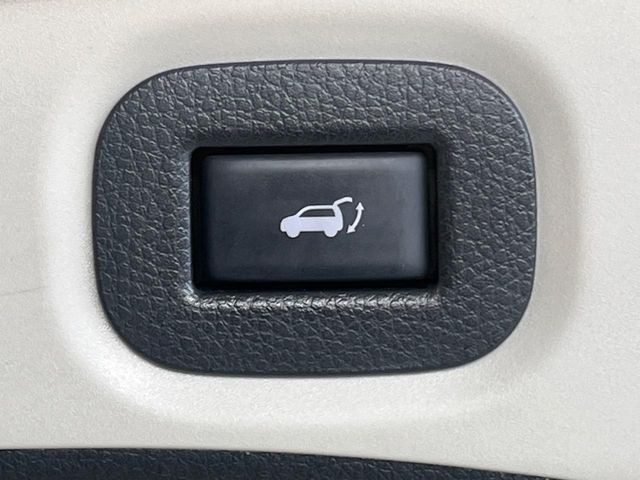 �y�p���[�o�b�N�h�A�z�X�}�[�g�L�[��^�]�Ȃ̃{�^�������������Ń��A�Q�[�g�������ŊJ���܂�!�ו��������Ă��鎞��A�����ʒu�ɂ���o�b�N�h�A��߂�ۂɕ֗��ȋ@�\�ł���