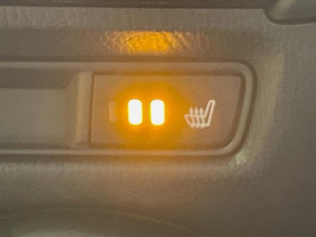 �y�V�[�g�q�[�^�[�z�������ɏd�󂷂�V�[�g�q�[�^�[!�G�A�R����葁�����܂��Ă����̂Ŋ�����̐l�����S�ł��ˁ�G�A�R���̉����͊������邩����A�Ƃ������ɂ����������߂ł��B