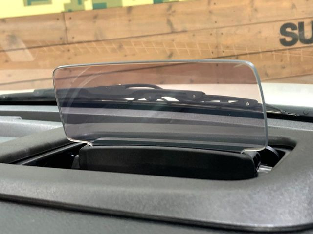 �y�w�b�h�A�b�v�f�B�X�v���C�z���݂̑��x�⑖�s�����f�W�^���\���ŉ^�]�ȑO���̃K���X�ɓ��e!�^�]���A�ڐ������炳���K�v�ȏ����m�F�ł���̂łƂ��Ă��֗��ň��S!