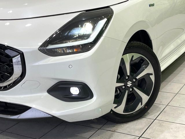 �yLED�w�b�h���C�g�z���V����ԑ��s�����ǍD�Ȏ��E���m�ۂ����S���ĉ^�]�ł��鍂�P�xLED�w�b�h���C�g�𑕔�!�_�����x�������A����d�͂��}�����Ă��܂��B