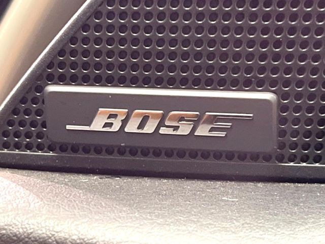 �yBOSE�T�E���h�V�X�e���z���[�J�[�I�v�V�����̍��i�ʃT�E���h�V�X�e���𓋍ځB��p�̃`���[�j���O���{���ꂽ�召�l�X�ȃX�s�[�J�[����ǎ��ȃT�E���h���t�ł��A�Տꊴ���ӂ�鉹����Ԃ����o���܂��B