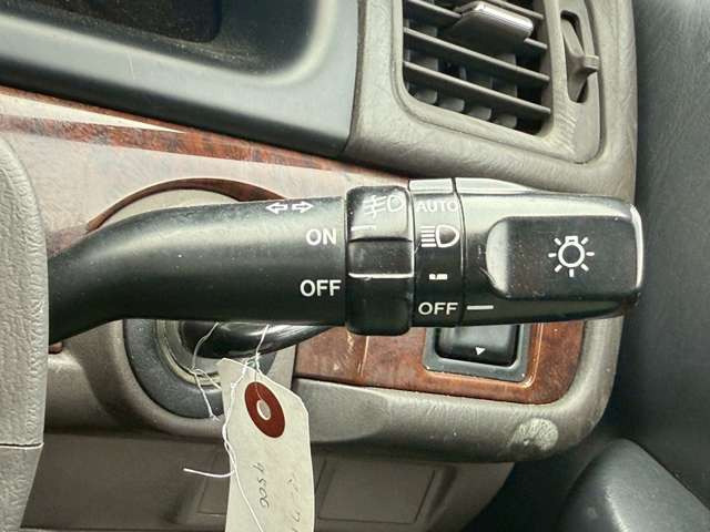 �C�ɂȂ邨�Ԃ�����܂�����E�̓d�b�ԍ����璼�ڂ��X�ɂ��₢���킹���������B�x�����@����ԗ����A��Ԃ܂łȂ�ł������������Ē����܂��B�X�^�b�t�ꓯ���A�����҂����Ă���܂��B