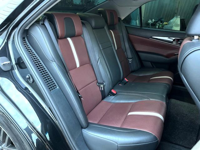 �㕔���Ȃ��C�ɂȂ�悤�ȃL�Y�E�����ւ��蓙�A�傫�ȃ_���[�W�͂Ȃ��A�ǍD�ȏ�Ԃł��B