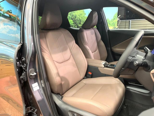 �y���烌�U�[�V�[�g�z����̂ӂ���肪�e�ՂŃ����e�i���X�����ȒP�ȁA�@�\���ɗD��鍇����v���̗p�����㎿�ȃV�[�g�ł��B����S�n���悭�A���������ӂ��S�n�ǂ��ԓ���Ԃ����o���Ă���܂��B