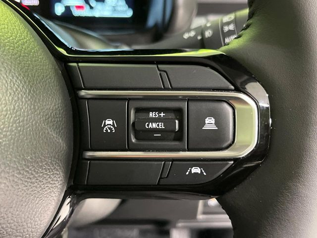 �y�}�c�_�E���[�_�[�N���[�Y�R���g���[���z�������H�ł̒��������s���y��!�����ő��x��ۂN���[�Y�R���g���[�����A�Փˌy���V�X�e���ƘA�g���A�O���̎ԗ������m���ĎԊԂ�ۂ悤�ɑ��x���߂��Ă���܂�!!