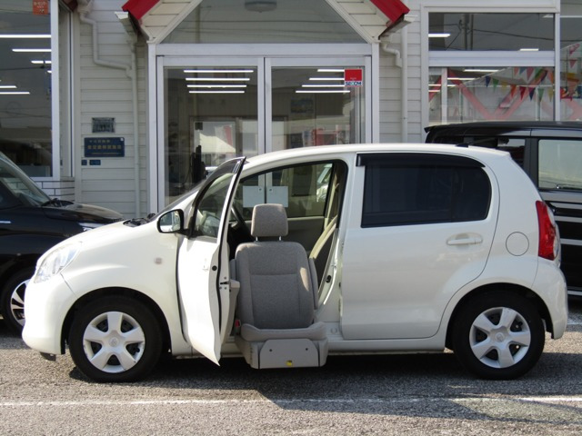 パッソ1.3 G ウェルキャブ 助手席リフトアップシート車 Aタイプ
