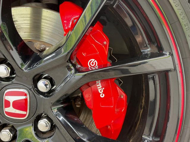 �y�u�����{���L�����p�[�z�n�C�p���[�ԗ��ɂ͋��͂ȃu���[�L���K�{!���E�̃X�[�p�[�J�[�ɂ��̗p�����C�^���A�̍������[�J�[�u�u�����{�v�𑕒�!�F�N�₩�ȃL�����p�[���X�|�[�e�B�Ȉ�ۂ��������Ă܂���