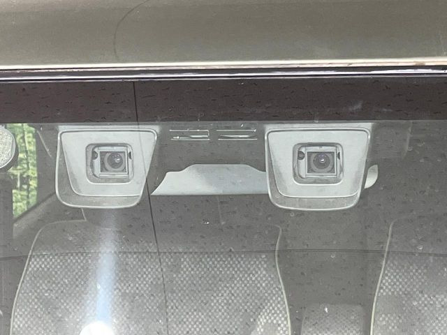 �y���[�_�[�u���[�L�T�|�[�g�z���s���ɑO���̎ԗ���F�����A�Փ˂������Ȏ��͌x��ƃu���[�L�ŏՓˉ���Ɣ�Q�y�����A�V�X�g�B�����S�Ƀh���C�u�����y���݂��������܂��B