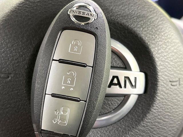 �y�C���e���W�F���g�L�[�z�J�o����|�P�b�g�ɓ��ꂽ�܂܂ł��h�A�̎{���E�������\�ȃX�}�[�g�L�[�𑕔��B�G���W���̃I���E�I�t�����J�M�����o���K�v����������Ƃ��Ă��֗��ł���