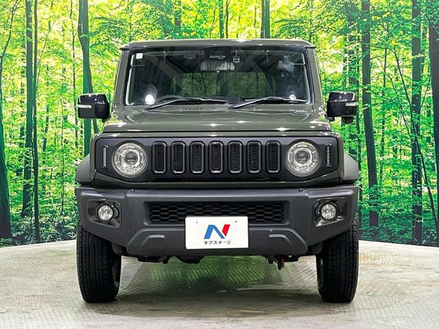 ��D�]�𒸂��Ă���܂��{�f�B�R�[�g���D�]��t���B�������x�̃K���X�疌�ŝ����͂������A�㎿�ȃc���E����������B���O����_���J�����؂Ȉ��Ԃ�ی삵�A�F�����E�򉻂�h�~�B