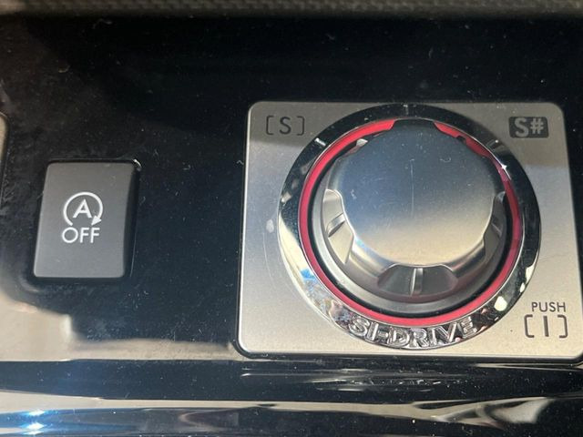 �y�h���C�u���[�h�X�C�b�`�z�R���t�H�[�g�ȏ�薡����X�|�[�e�B�ȏ�薡�܂ŃX�C�b�`��Ő؂�ւ��\�B�V�[����C���ɍ��킹�����[�h��I�ׂ΁A�����̃h���C�u������w�y�����Ȃ�܂���