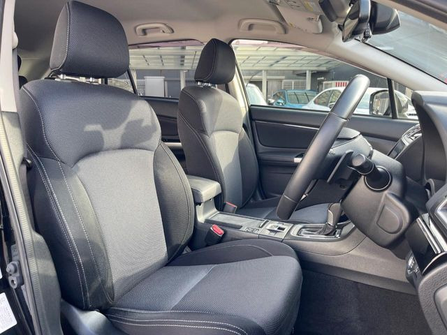 �y��p�X�|�[�c�V�[�g�z�z�[���h���ɗD��A�J�[�u���̑̂������}�����Ă���܂��B�܂��A�̂Ƀt�B�b�g���邩�獘��w�������ɂ����A�����O�h���C�u�⍂�����s�ł����K�ɂ��߂������������܂���