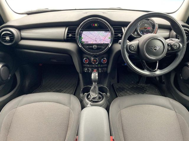 �A���ԃO���[�v���݌ɐ���2,000��!�S���̌n��X���烁�[�J�[�E�Ԏ��킸���Љ�o����̂ŁA���Ȃ��Ƀs�b�^���̂��Ԃ�������͂��ł���܂��͂��₢���킹��������