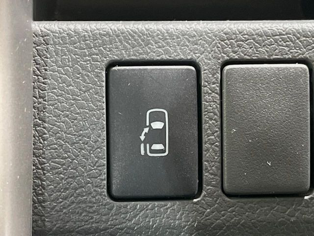 �y�p���[�X���C�h�h�A�z�X�}�[�g�L�[��^�]�Ȃ̃X�C�b�`�ŃX���C�h�h�A�̊J���\���d��������͂����ăh�A���J����K�v�������A���������q�l�ł��A�d���ו��������Ă��鎞�����N�ɊJ���߂ł��܂���