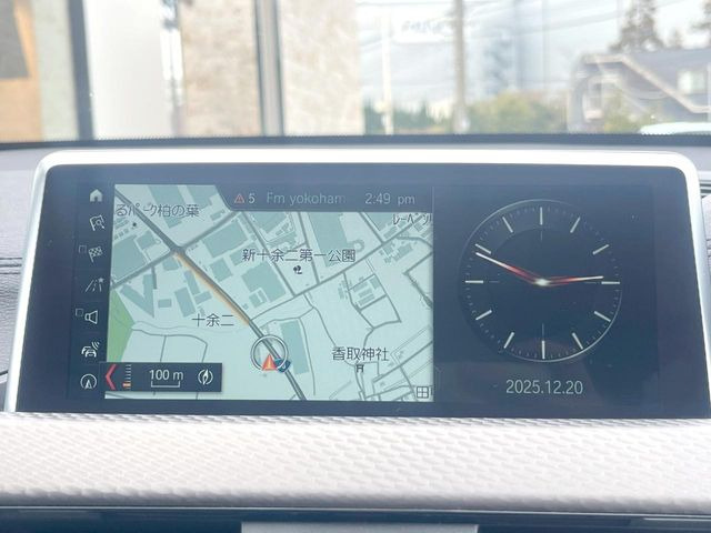 �������i�r:��̊��̂���i�r�́A����������ԓ������o���Ă���܂��B�I�[�f�B�I�@�\���[�����Ă���܂��̂ŁA�^�]�����y���߂܂���