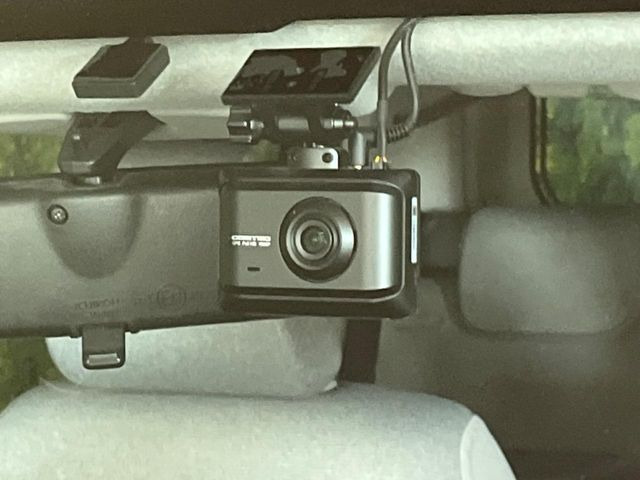 �y�h���C�u���R�[�_�[�z���S�E���S�ȃJ�[���C�t�ɕK�{�̃h���C�u���R�[�_�[�𑕔�!���s���͂������A������^�]�⎖�̂ɑ��������ۂ̏󋵂��f���ŋL�^���A����̃��X�N�ɔ����܂��B