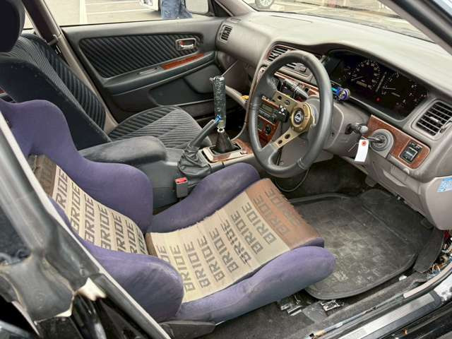 �C�ɂȂ邨�Ԃ�����܂�����E�̓d�b�ԍ����璼�ڂ��X�ɂ��₢���킹���������B�x�����@����ԗ����A��Ԃ܂łȂ�ł������������Ē����܂��B�X�^�b�t�ꓯ���A�����҂����Ă���܂��B