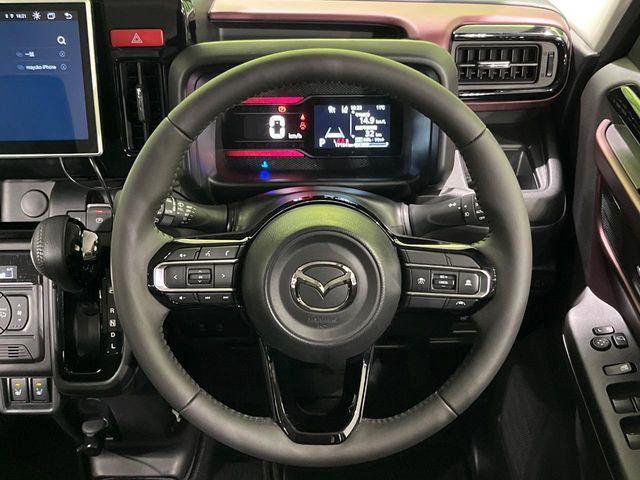 �y�����v�����X�e�A�����O�z�㎿�Ȋv���g�p���邱�ƂŁA��ɂ����������݂ƂĂ��^�]���₷���n���h���ł���