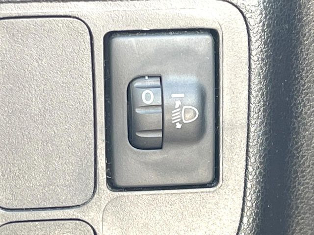 �y�w�b�h���C�g���x���C�U�[�z���D�݂̍����Ƀw�b�h���C�g�𒲐����\����̉^�]�������S�ɂȂ�܂�!