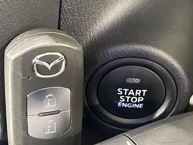 �y�A�h�o���X�g�L�[�z�J�o����|�P�b�g�ɓ��ꂽ�܂܂ł��h�A�̎{���E�������\�ȃX�}�[�g�L�[�𑕔��B�G���W���̃I���E�I�t�����J�M�����o���K�v����������Ƃ��Ă��֗��ł���