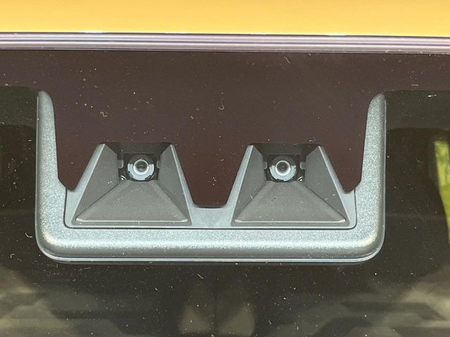 �y�X�}�[�g�A�V�X�g�z���s���ɑO���̎ԗ�����F�����A�Փ˂������Ȏ��͌x��ƃu���[�L�ŏՓˉ���Ɣ�Q�y�����A�V�X�g�B�����S�Ƀh���C�u�����y���݂��������܂��B