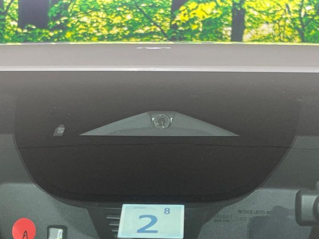 �yi-ACTIVESENSE�z���s���ɑO���̎ԗ�����F�����A�Փ˂������Ȏ��͌x��ƃu���[�L�ŏՓˉ���Ɣ�Q�y�����A�V�X�g�B�����S�Ƀh���C�u�����y���݂��������܂��B