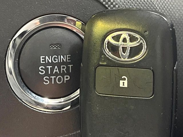 �y�X�}�[�g�L�[�z�J�o����|�P�b�g�ɓ��ꂽ�܂܂ł��h�A�̎{���E�������\�ȃX�}�[�g�L�[�𑕔��B�G���W���̃I���E�I�t�����J�M�����o���K�v����������Ƃ��Ă��֗��ł���