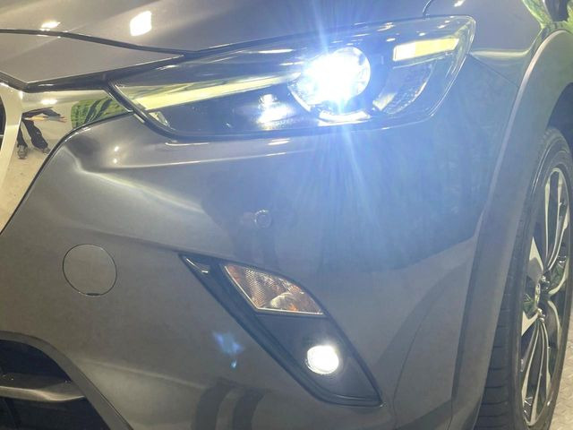 �yLED�w�b�h���C�g�z���V����ԑ��s�����ǍD�Ȏ��E���m�ۂ����S���ĉ^�]�ł��鍂�P�xLED�w�b�h���C�g�𑕔�!�_�����x�������A����d�͂��}�����Ă��܂��B