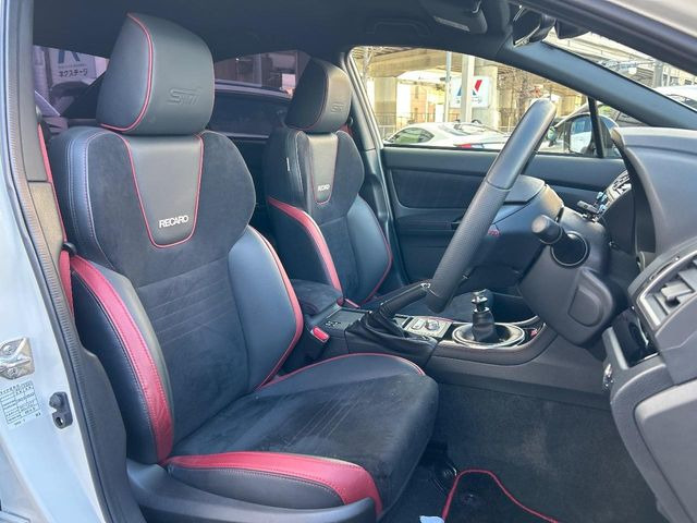 �yRECARO���o�P�b�g�V�[�g�z�l�ԍH�w�Ɋ�Â����ʈ����z�ɂ���č��ւ̕��S�Ⓑ���ԉ^�]���̔�J�������y������ڂŃ��J���Ƃ킩��X�|�[�e�B�ȃ��b�N�X�������ł��B