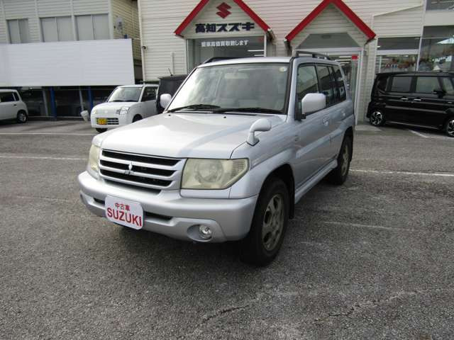 パジェロイオ2.0 パールパッケージ ナビエディション 4WD