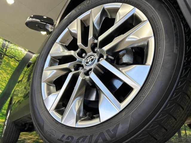 �y����19�C���`�A���~�z�C�[���z�O�ςɃ}�b�`���������A���~�z�C�[���𑕒����Ă���܂��B�e��ЊO�A���~�z�C�[����A�X�^�b�h���X�^�C�����戵�����Ă���܂��B���񂲑��k����������