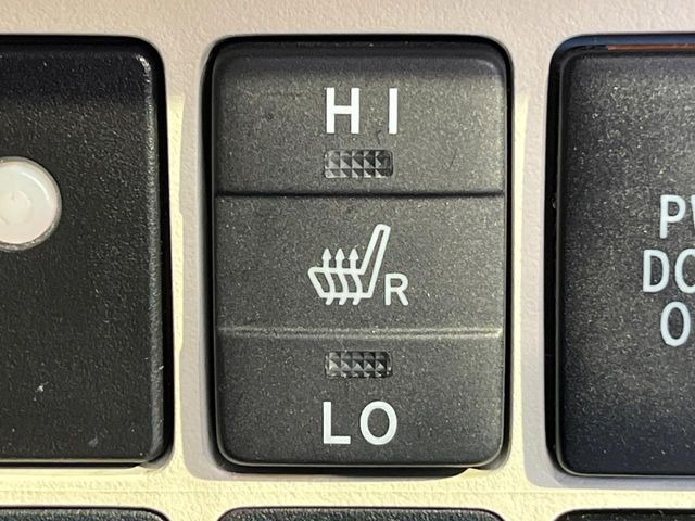 �y�V�[�g�q�[�^�[�z�������ɏd�󂷂�V�[�g�q�[�^�[!�G�A�R����葁�����܂��Ă����̂Ŋ�����̐l�����S�ł��ˁ�G�A�R���̉����͊������邩����A�Ƃ������ɂ����������߂ł��B