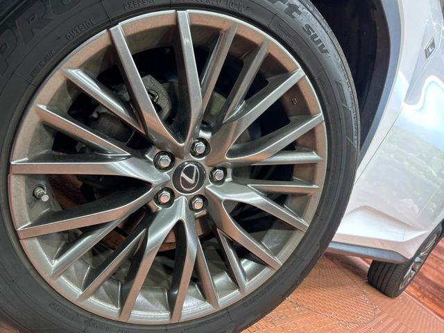 �y�O���[�h��p����20�C���`�A���~�z�C�[���z�f�U�C�����̍��������A���~�z�C�[���𑕒����Ă���܂��B�e��ЊO�A���~�z�C�[����A�X�^�b�h���X�^�C�����戵�����Ă���܂��B���񂲑��k����������