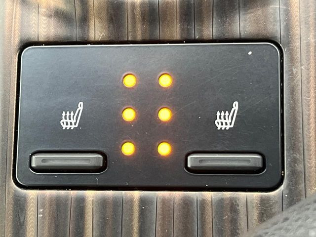 �y�V�[�g�q�[�^�[�z�������ɏd�󂷂�V�[�g�q�[�^�[!�G�A�R����葁�����܂��Ă����̂Ŋ�����̐l�����S�ł��ˁ�G�A�R���̉����͊������邩����A�Ƃ������ɂ����������߂ł��B