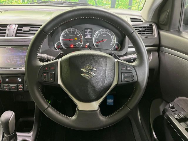 �y�����v�����X�e�A�����O�z�㎿�Ȋv���g�p���邱�ƂŁA��ɂ����������݂ƂĂ��^�]���₷���n���h���ł���