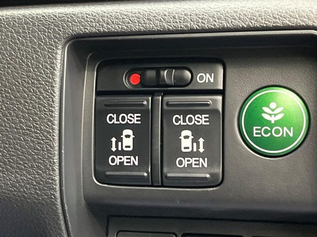 �y�����p���[�X���C�h�h�A�z�X�}�[�g�L�[��^�]�Ȃ̃X�C�b�`�Ō�ȗ����X���C�h�h�A�̊J���\���d��������͂����ăh�A���J����K�v�������A�����Ȃ��q�l�ł��ȒP�ɊJ���߂ł����K�ł���