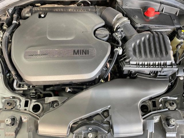 �����X�ł́A�e���[�J�[�̐�p�f�f�e�X�^�[�𓱓��B���Ǝ��i�����e�N�j�J���X�^�b�t���풓���Ă���܂��̂ŁA������̍ۂɂ����S���Ă����p���������܂��B