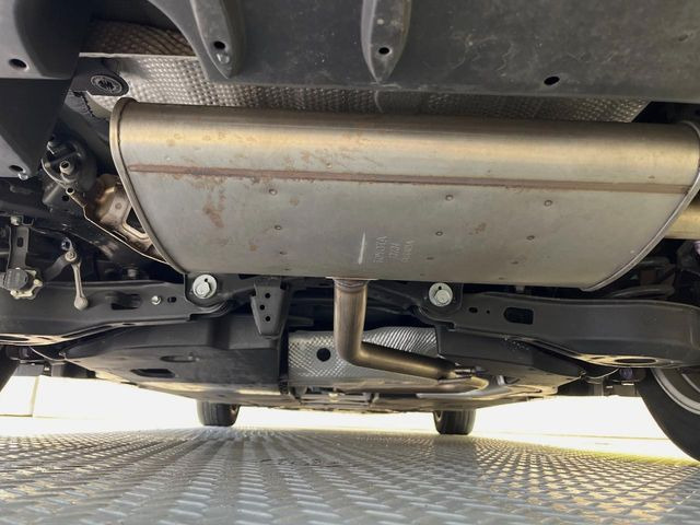 ����肪���ꂢ�Ȃ����ɁA�h�K���H�̎{�H���I�X�X���B�~��n��͂������A���ݕ��ɂ��Z���̕���A��Ń}�����E�E�B���^�[�X�|�[�c���������ɂ��D�]���������Ă���܂��B