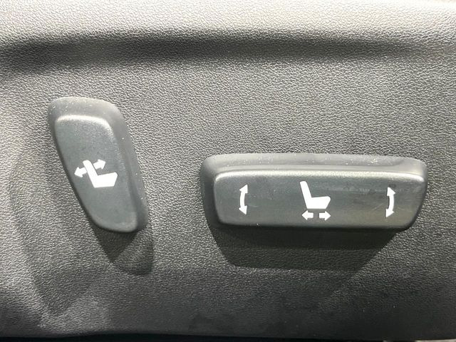 �y�p���[�V�[�g�z�X�C�b�`��ŊȒP�ɃV�[�g�̔��������\!�d��������͂�����܂���!���K�ȃV�[�g�|�W�V�����ɃZ�b�g���āA���K�ȃh���C�u�����y���݂��������B