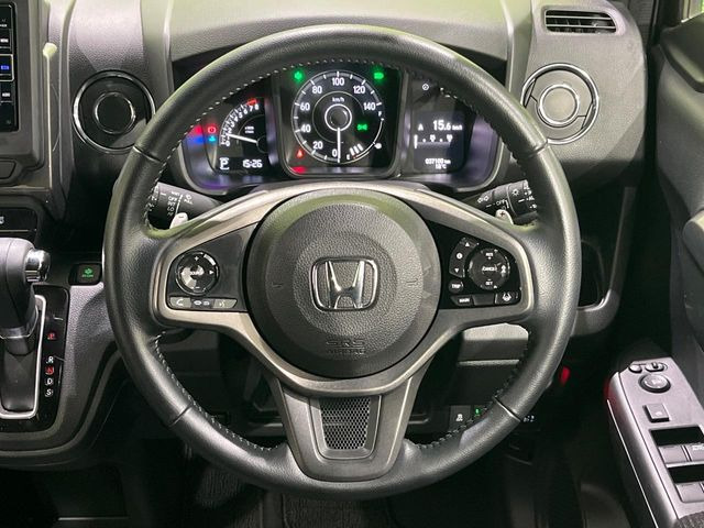 �y�����v�����X�e�A�����O�z�㎿�Ȋv���g�p���邱�ƂŁA��ɂ����������݂ƂĂ��^�]���₷���n���h���ł���