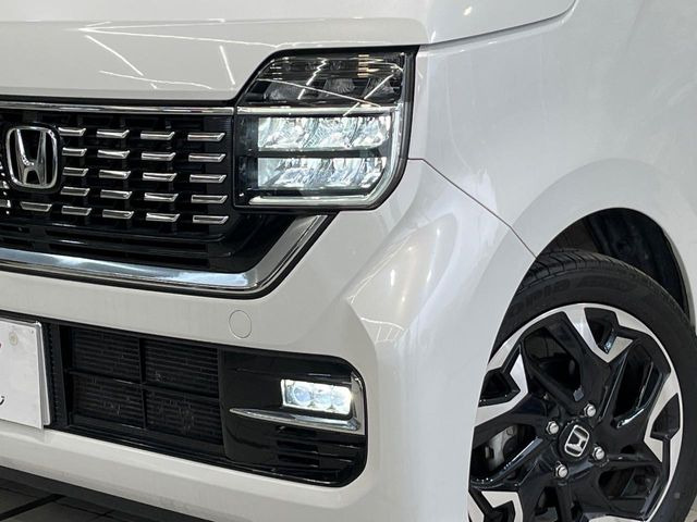 �yLED�w�b�h���C�g�z���V����ԑ��s�����ǍD�Ȏ��E���m�ۂ����S���ĉ^�]�ł��鍂�P�xLED�w�b�h���C�g�𑕔�!�_�����x�������A����d�͂��}�����Ă��܂��B