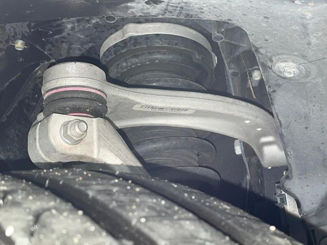 �����X�ł́A�e���[�J�[�̐�p�f�f�e�X�^�[�𓱓��B���Ǝ��i�����e�N�j�J���X�^�b�t���풓���Ă���܂��̂ŁA������̍ۂɂ����S���Ă����p���������܂��B