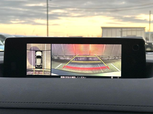 �y360&deg;�r���[���j�^�[�z��p�̃J�����ɂ��A�ォ�猩���낵���悤�Ȏ��_��360�x�N���}�̎��͂��m�F���邱�Ƃ��ł��܂������p�������m�F���₷���A�����ꏊ�ł̐؂�Ԃ��⒓�Ԃ��X���[�Y�ɍs���܂��B